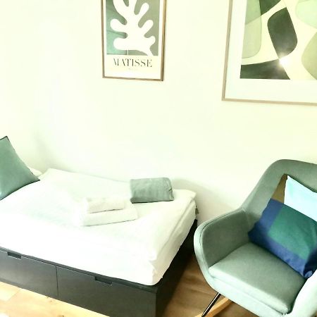 גדנסק Baltic Riviera Apartments - Garden Sanctuary Retreat מראה חיצוני תמונה