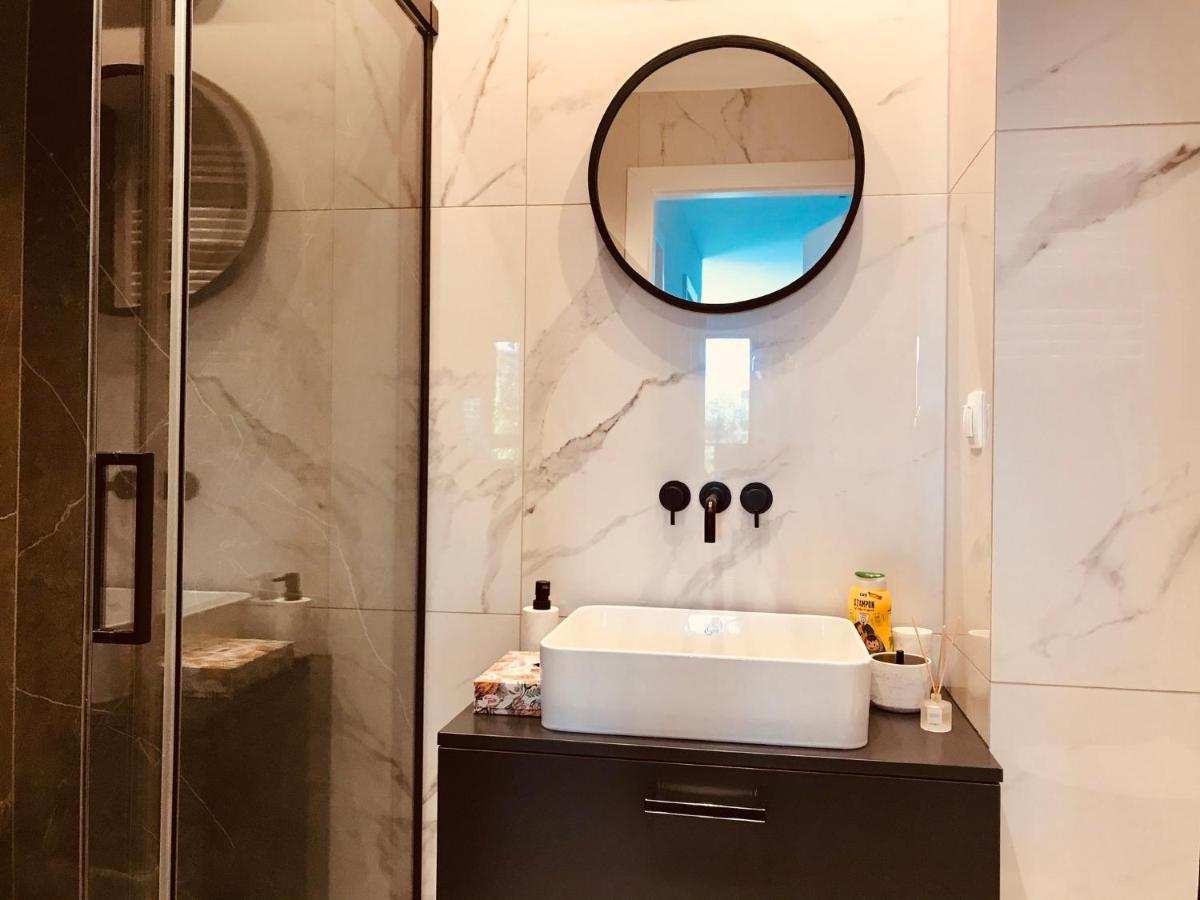 גדנסק Baltic Riviera Apartments - Garden Sanctuary Retreat מראה חיצוני תמונה