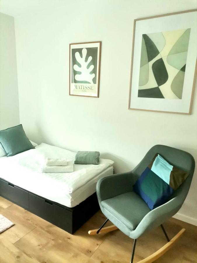 גדנסק Baltic Riviera Apartments - Garden Sanctuary Retreat מראה חיצוני תמונה